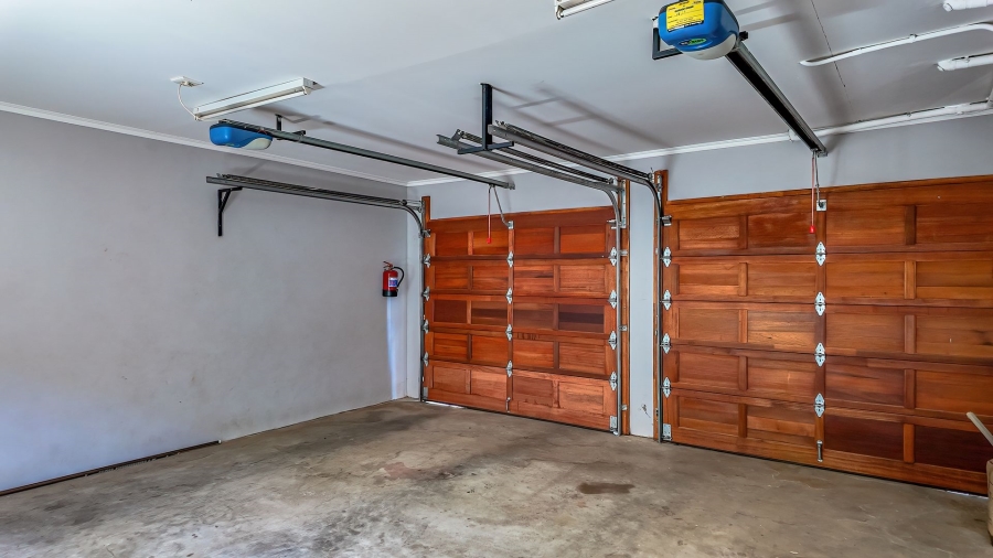 3 Bedroom Property for Sale in Woodland Hills Free State